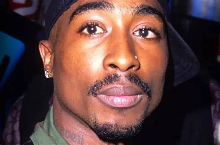 What Side Did Tupac Pierce His Nose?